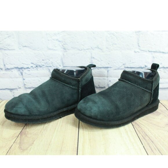 LL Bean Black Suede Slip-on Wicked Good Shearling Lined Slipper Ankle Boots 7 M - Picture 2 of 9